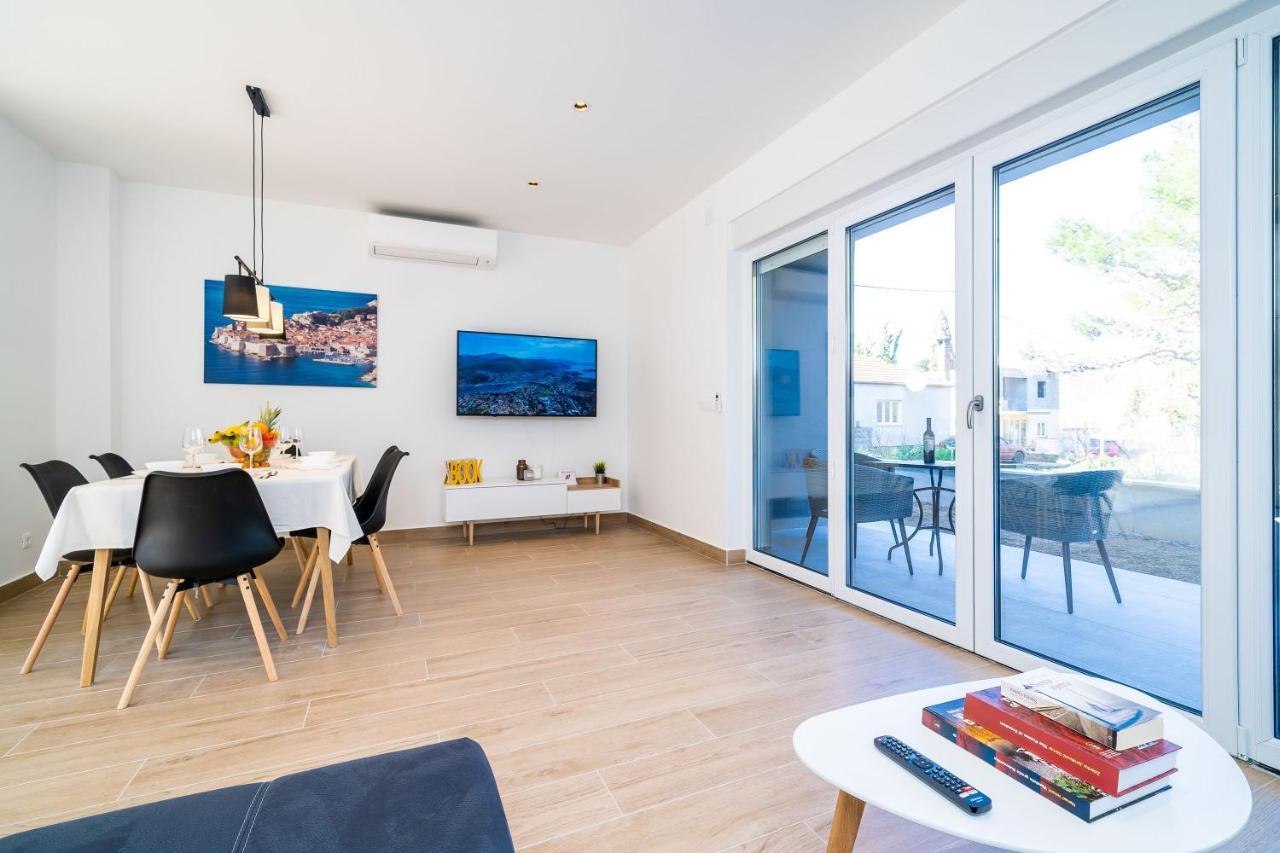 Apartment 'Holiday Above Dubrovnik' ภายนอก รูปภาพ
